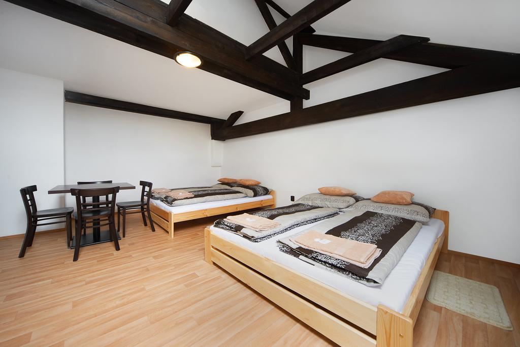 Usedlost Kotlarka Hotel Praga Cameră foto